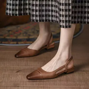2023 Обикновен дамски сандали на ниско токчета за дамски връхни дрехи, нескользящие, удобни за мързелив пеша, модни плоска подметка