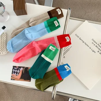 Тъканта етикет с надпис на пета в тубусе Ins Tide Корейската версия на ежедневните чорапи за уличен скейтборд син и зелен цвят Bump Girls