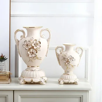 Европейската позлатена Порцеланова ваза с цвят на Слонова кост Реколта подобрена Керамична Ваза за цветя, за стая, кабинет, антре Домашно сватбена украса