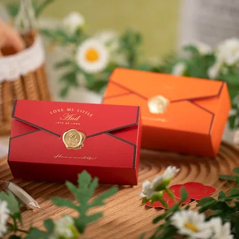 Креативни хартиени кутии от изкуствена кожа, сватбени подаръци кутии, Златно щамповане, опаковане на бонбони, шоколад за сватбени партита