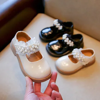 Кожени обувки за момичета за учебната партита, сватби, детски черни лоферы, детски обувки на плоска подметка, модни обувки, принцеса с перли и мъниста подметка