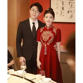 Yourqipao, ново китайското подобряване на сватбена рокля за наздравици Рокли, вечерни рокли за булката с червена задната врата, женски сватбена рокля за годеж