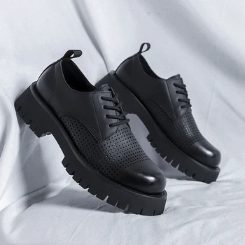 2023 Чисто нов мъжки обувки от естествена кожа, мъжки бизнес обувки за конференция в британския стил, мъжки ежедневни обувки на дебела подметка.