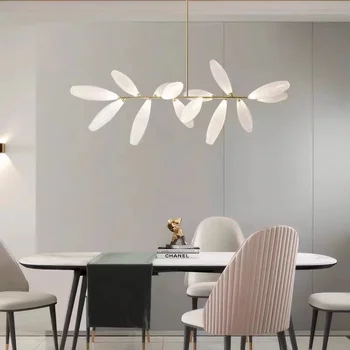 Креативен маса за хранене в скандинавски стил, полилей, модерен минимализъм и красива лампа в хола, ресторанная полилей